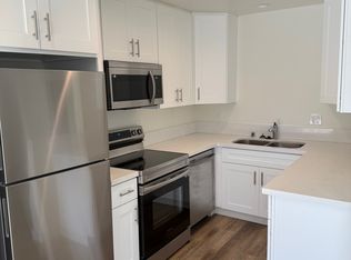 6100 S Pacific Coast Hwy #11, Redondo Beach, CA 90277