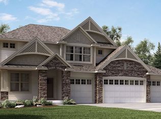 5280 Black Oaks Ln N, Plymouth, MN 55446