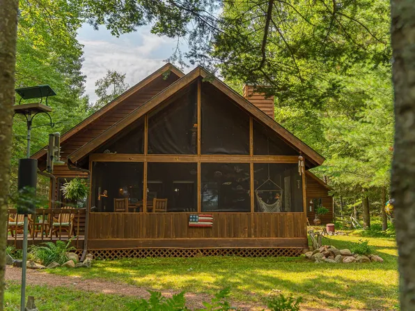 1924 Eagle Trl, Eagle River, WI 54521