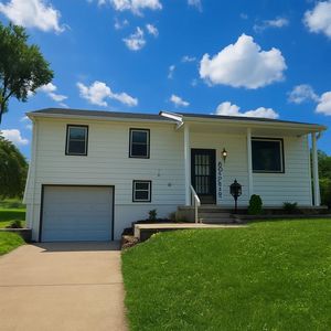 18507 E 9th St N, Independence, MO, 64056
