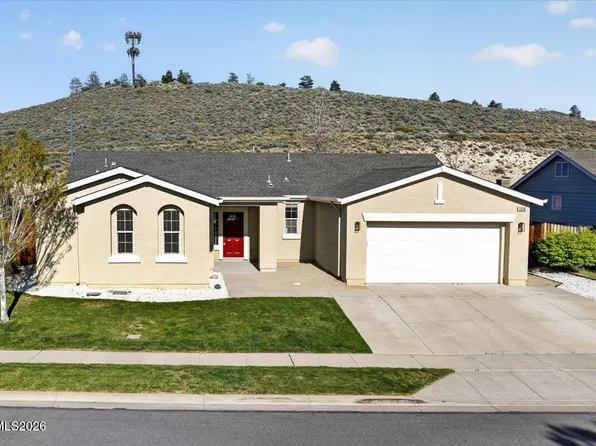 1096 Crown View Dr, Reno, NV 89523