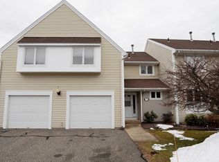 2205 Boston Rd APT M120, Wilbraham, MA 01095