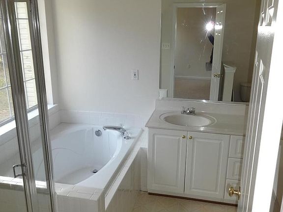 Bath (Master)