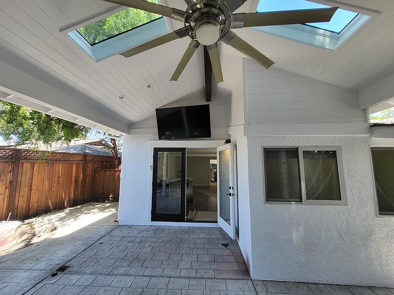 4292 Cherrywood Ct — Photo 10