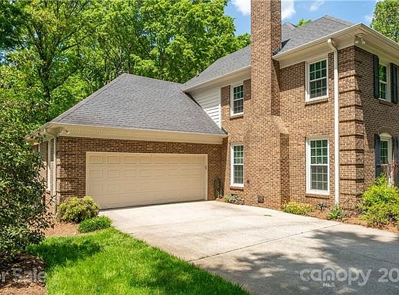3rd image of 6746 Brookfield Pl