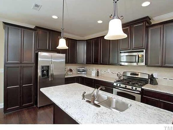 Kitchen with Center Island