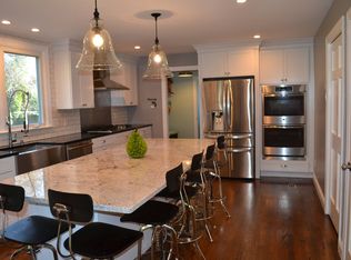 2 Cardew Ct, Wilmington, DE 19808