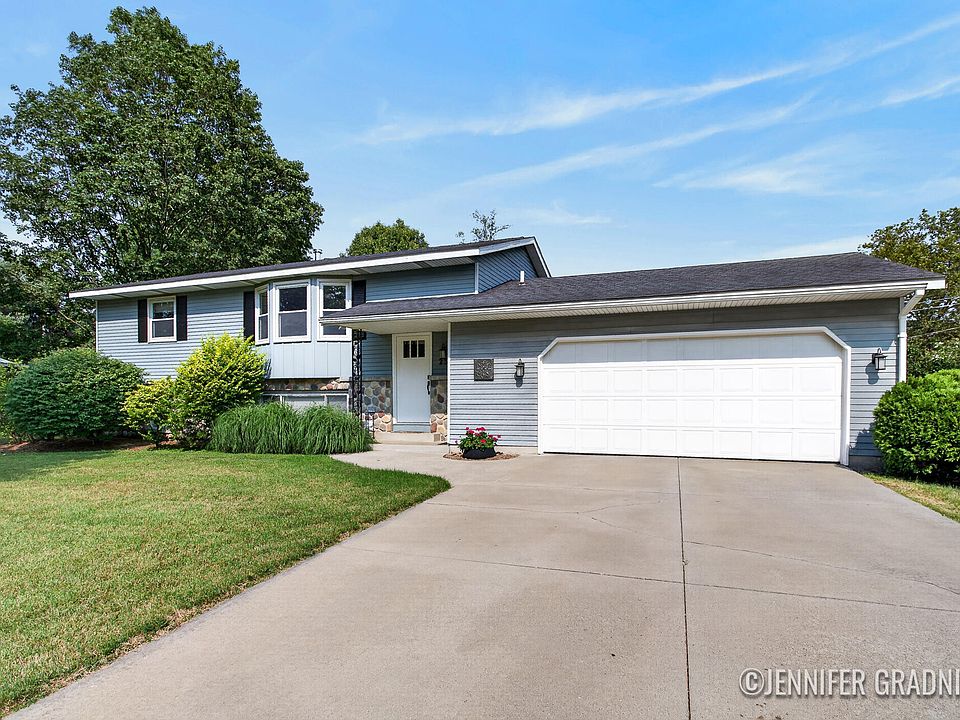 1st image of 231 Cypress Ave