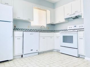 9327 Ballentine St, Overland Park, KS 66214
