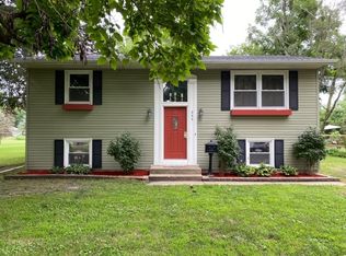 245 N Jefferson Ave, Amboy, IL 61310