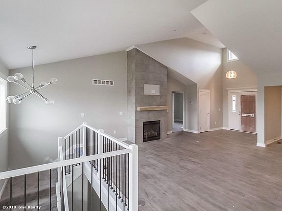 5th image of 1439 S 92nd St