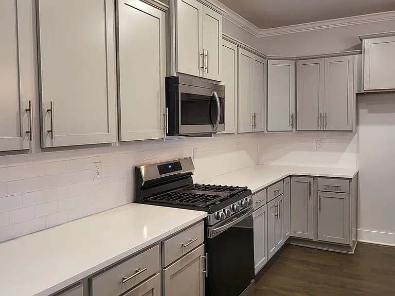 124 Keller Dr — Photo 5