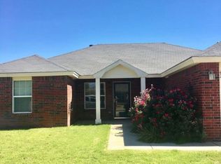 1011 Oakridge Ave, Lubbock, TX 79416