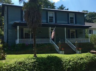 419 Academy St, Laurens, SC 29360