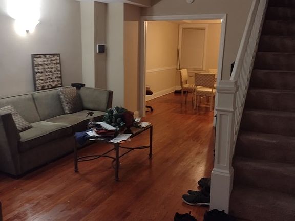 3rd image of 4023 Cranston Ave Unit 3