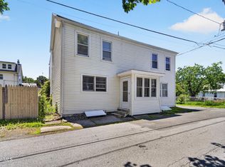 17 Hudson Street, Waterford, NY 12188