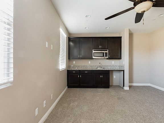4th image of 25821 Caravan Ct