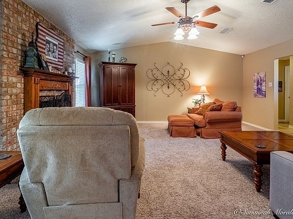 3rd image of 4405 Spence Dr