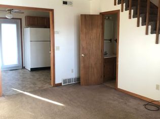 102 Cornick Dr #B, Saint James, MO 65559