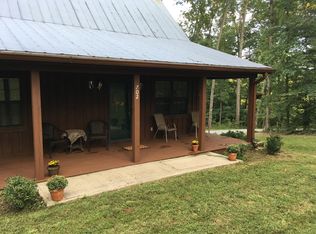 702 Mathis Rd, Charlotte, TN 37036