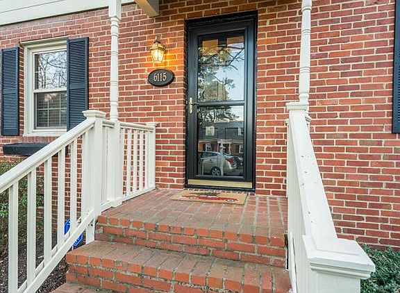 4th image of 6115 Hampstead Ave