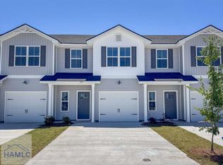 221 Heirloom Rd, Hinesville, GA 31313