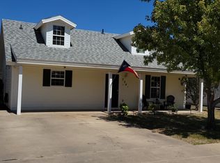 704 E 79th St, Lubbock, TX 79404