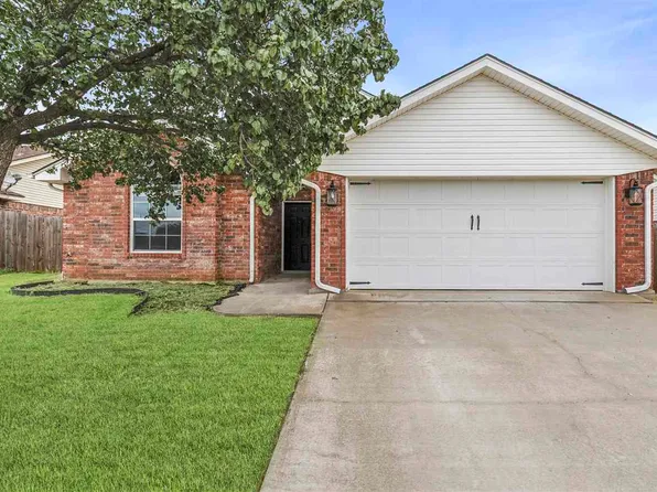 116 SE Churchill Way, Lawton, OK 73501