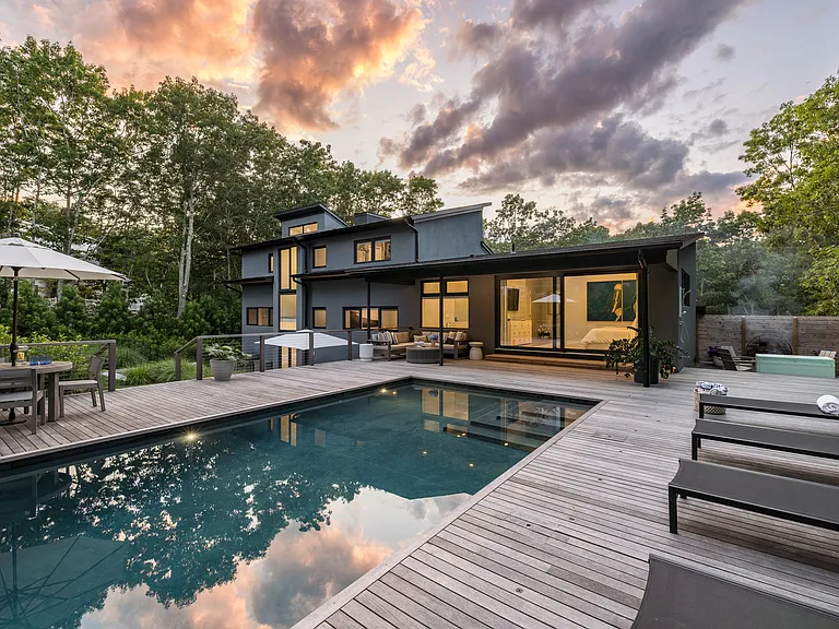 32 Island View Dr W — Photo 41