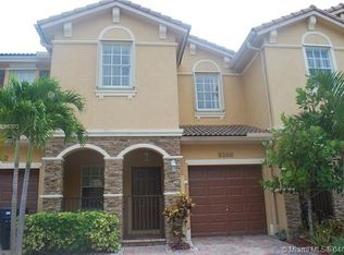 9288 SW 221st St, Cutler Bay, FL 33190