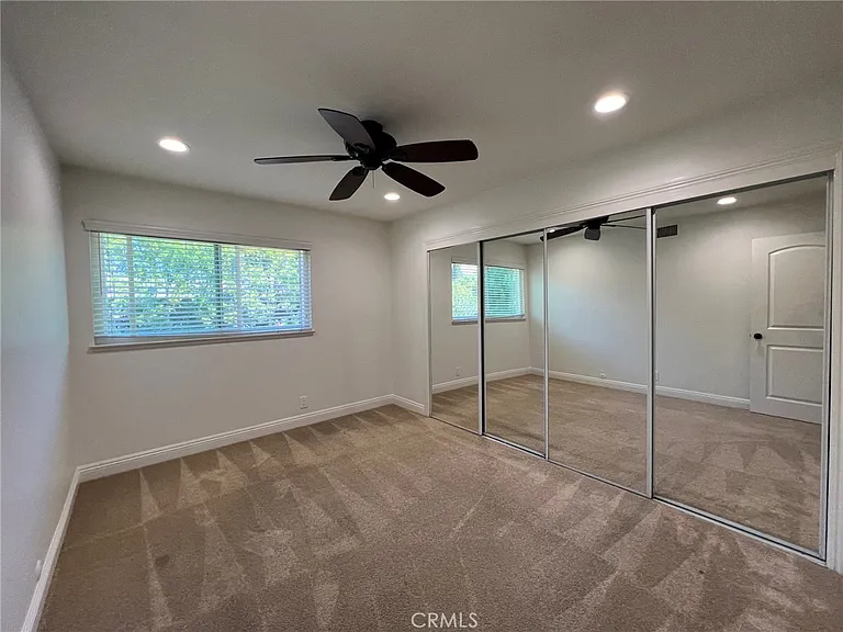 25281 Parthenon Ave — Photo 29