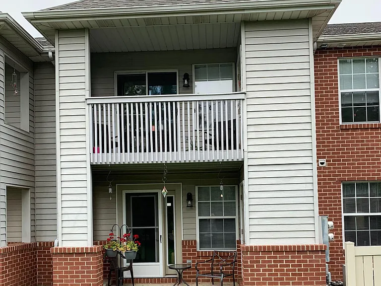 Fox Ridge and Lakeview Park Apartments — Photo 36