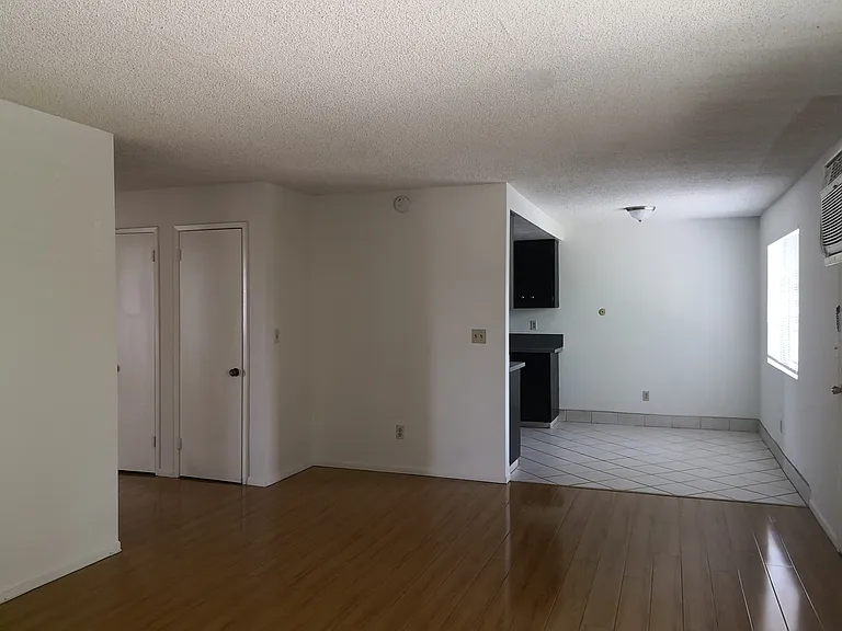 411 S Orange Ave #F — Photo 10