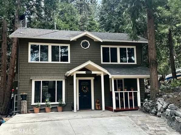 9305 Hemlock Dr, Forest Falls, CA 92339