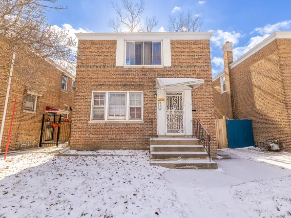 935 W 123rd St, Calumet Park, IL 60827