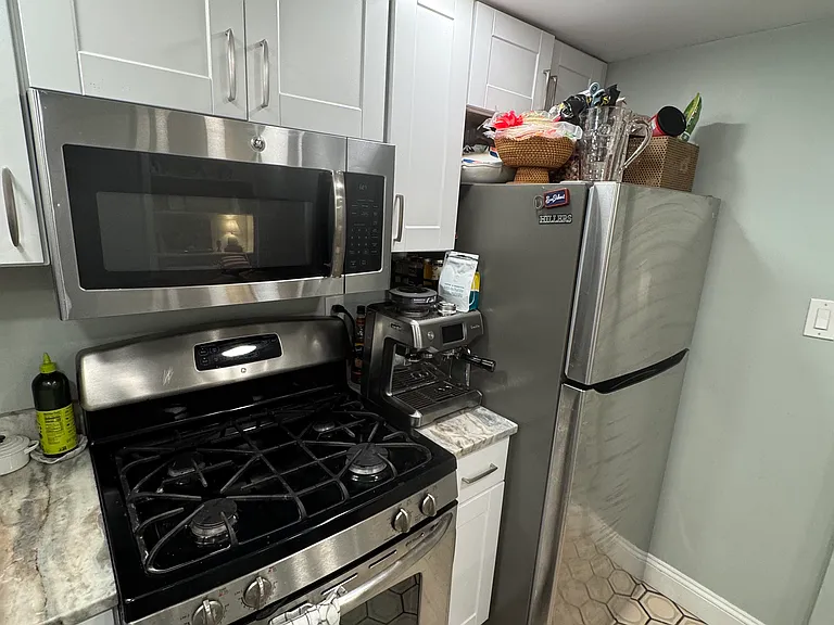 1012 E Capitol St NE #B — Photo 4