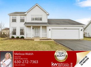 2575 Shauna Dr, Montgomery, IL