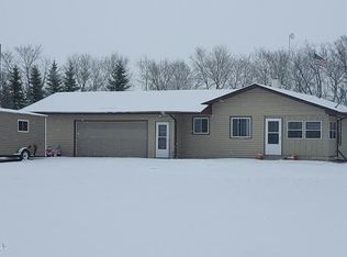 24526 320th Ave NW, Warren, MN 56762