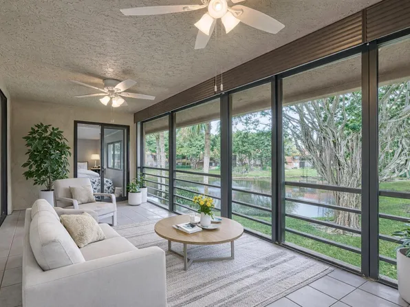 11262 Green Lake Drive #204, Boynton Beach, FL 33437