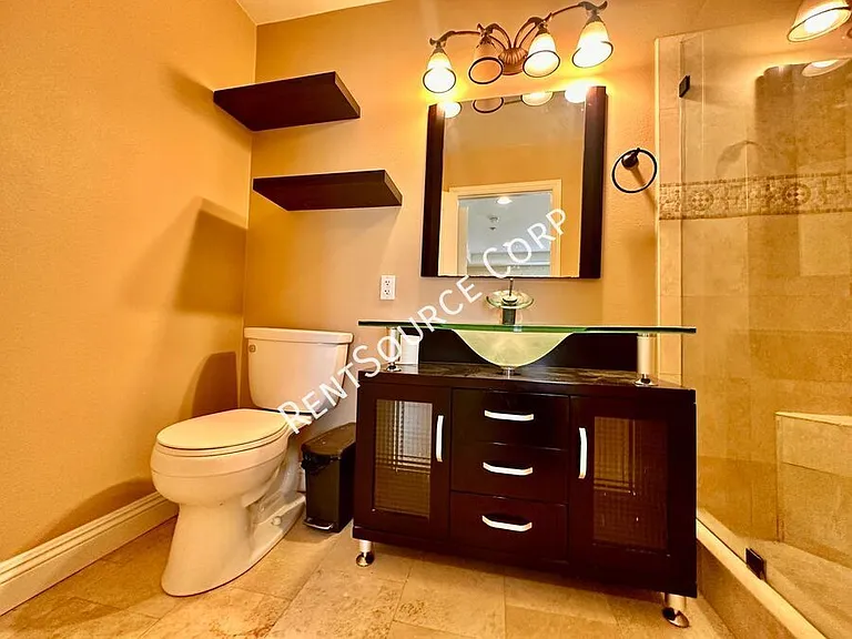 4220 Fair Ave #206 — Photo 18