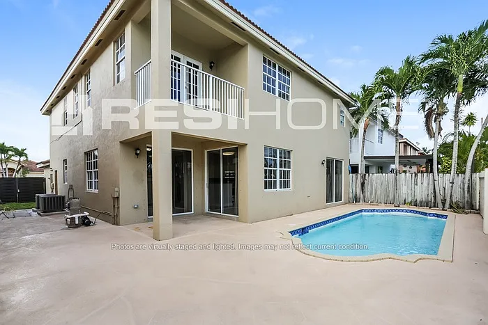 4 bed, 3.5 bath, 3056 sqft, $4,675 — Photo 2