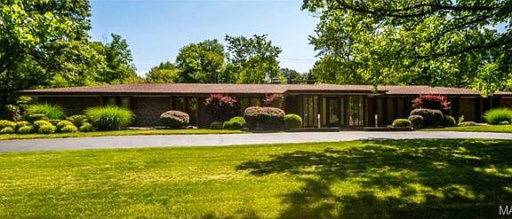 2nd image of 134 Executive Estates Dr