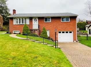 812 Shadyside Dr, West Mifflin, PA