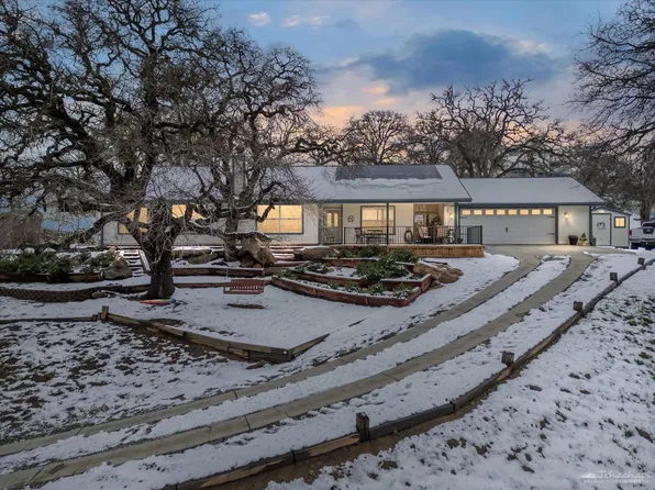 29601 Poso Ct, Tehachapi, CA 93561