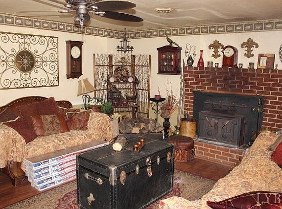 3rd image of 37 Browns Dr