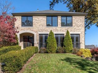 7831 Lafon Pl, Saint Louis, MO 63130