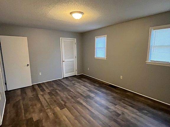 5th image of 109 Carriage Pl APT 3