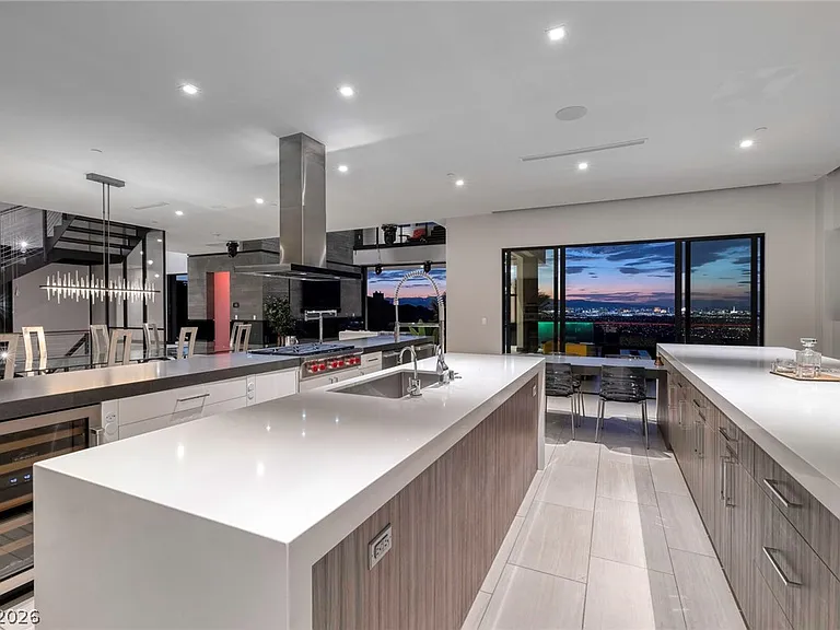750 Dragon Ridge Dr — Photo 15