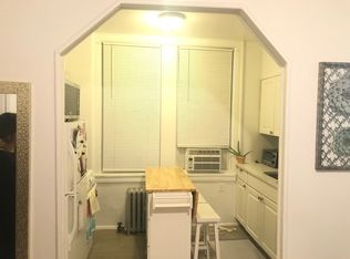 31-33 33rd St #D1, Astoria, NY 11106