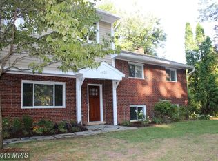 6420 Eppard St, Falls Church, VA 22044
